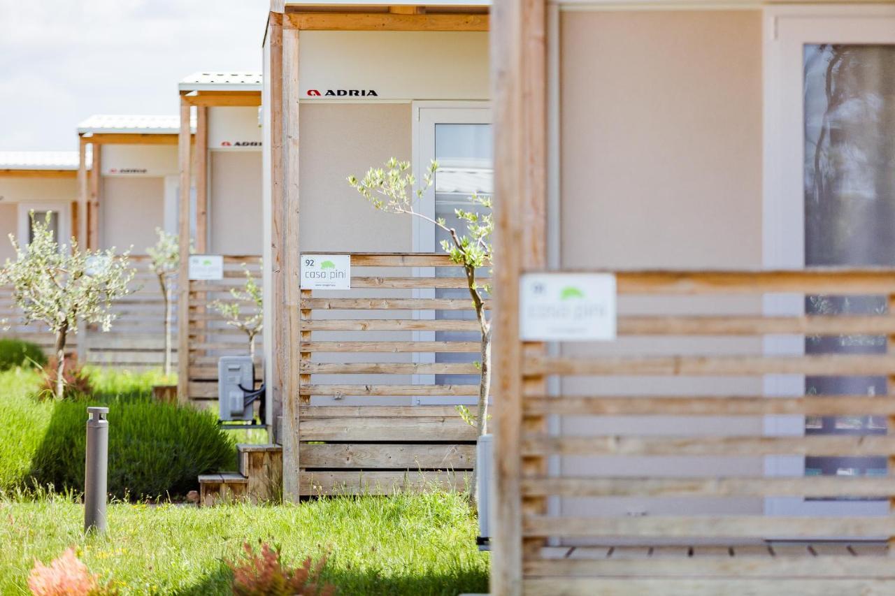 Premium Mobile Homes Istria - Camping Lanterna Porec - Luxury Mobilhome ภายนอก รูปภาพ