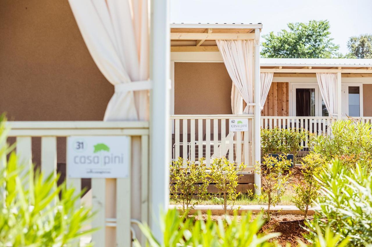 Premium Mobile Homes Istria - Camping Lanterna Porec - Luxury Mobilhome ภายนอก รูปภาพ